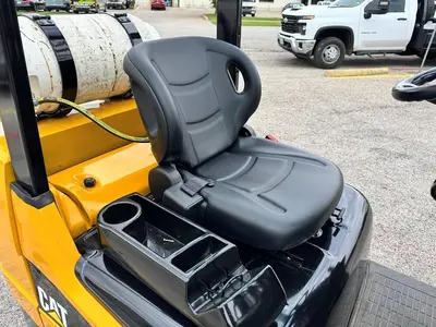 USED 2017 CAT C6000