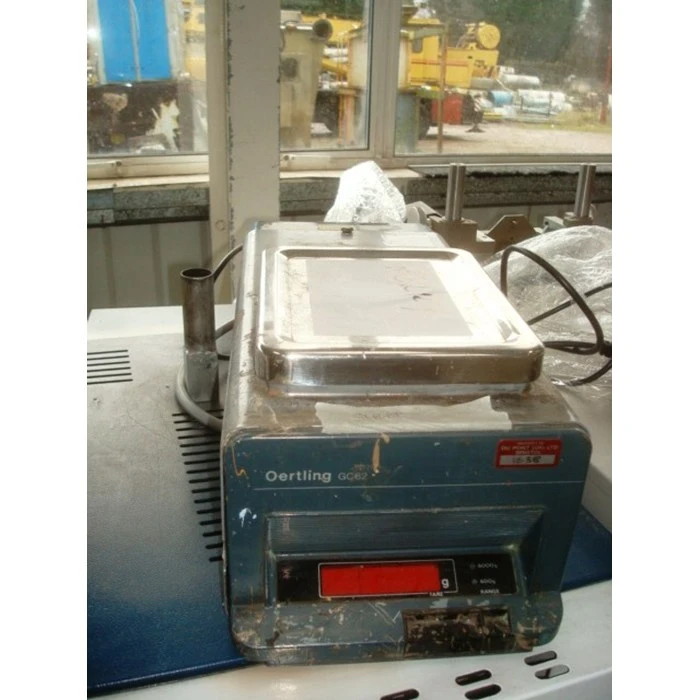 Used OERTLING 600 to 6000 grams X 0.1 gram Miscellaneous Laboratory Equipment GB | Perry Equipment #145471