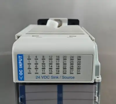 USED Allen-Bradley 1769-IQ32
