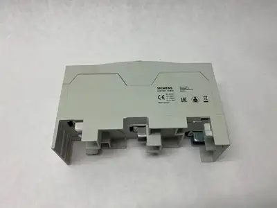 USED SIEMENS CONNECTION MODULE 50MM2, 3-POLE 3-POLE, 6-50MM2 54 X 160MM
