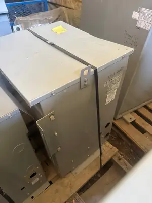 225 KVA - 600v to 480V 3 Phase Auto-transformer