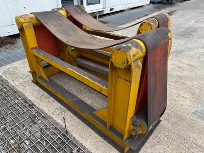 Support for rolls Support for rolls Rolls | Bowland Trading Ltd (7)