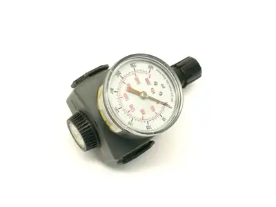 Used MASTER PNEUMATIC MASTER PNEUMATIC IR380-6H Air Pressure Regulators Michigan US | Maverick Industrial Sales #1092162