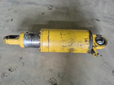 HD785-5LC Rear Suspension Assembly