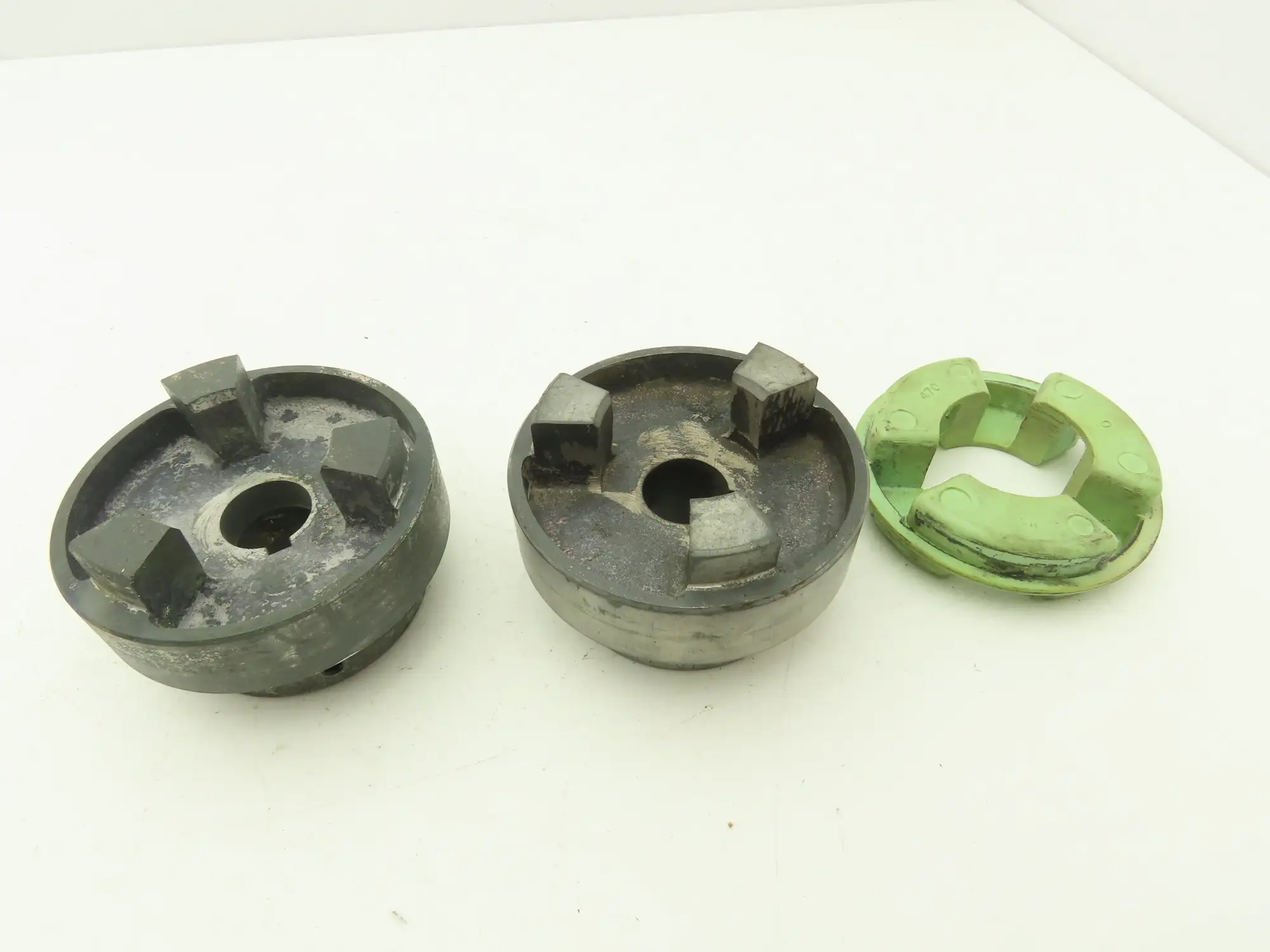 Magnaloy Model 400 Flex Coupling Hub Aluminum 1" Bore 	1/4" Keyway Set