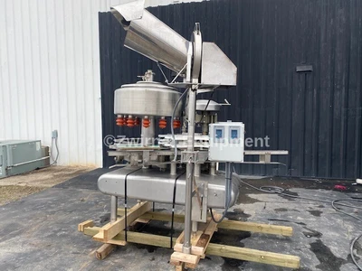FEDERAL MODEL G124 12 VALVE RIGHT HAND STAINLESS STEEL BOTTLE FILLER