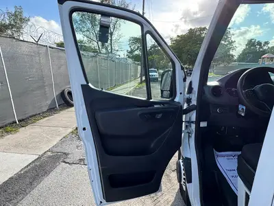 Used 2019 FREIGHTLINER SPRINTER 3500 Tractors & Trailers Florida US | Truck and Van Outlet #1506260