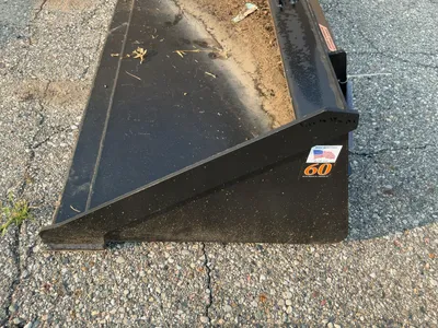 Used _UNKNOWN_ _UNKNOWN_ Skid Steer Buckets Michigan US | Miedema Asset Management Group #1320032
