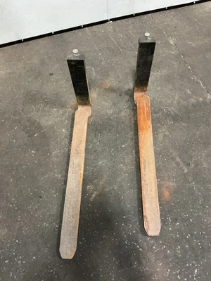 Used CASCADE EA001 Pallet Forks Ohio US | Equipment Recovery Corp. #1331817