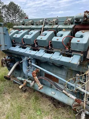 USED WAUKESHA L7042GU