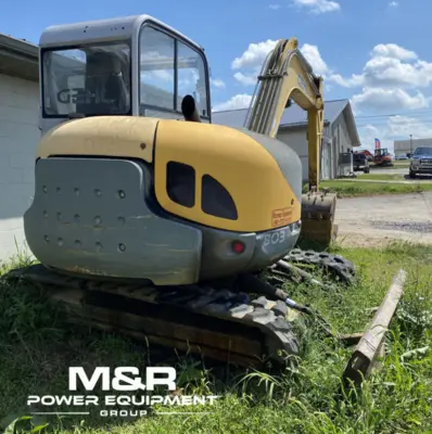 USED 2005 GEHL GE803
