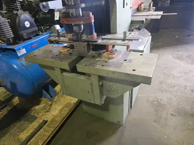 Used PIRANHA PII-65 Ironworkers British Columbia CA | Lenmark #237582