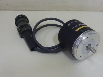 USED OMRON E6D-CWZ2C/2000PR