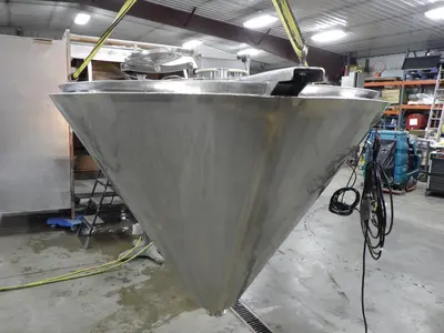 SS Insulated Liquid Scaling Hopper