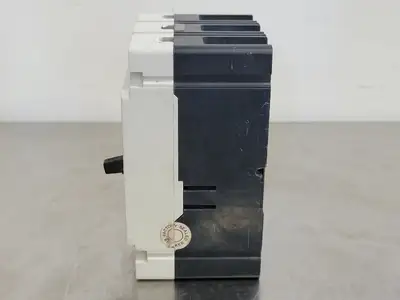 USED CUTLER-HAMMER FD3060