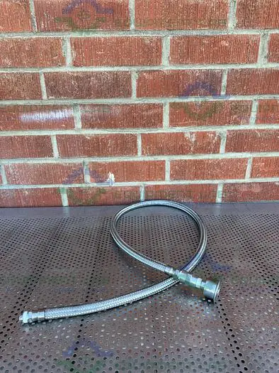 Used UNBRANDED STAINLESS STEEL BRAIDED HOSE 63" W/ THREADED TO 1" SANITARY FITTING Hoses | Equipment Lab #486652