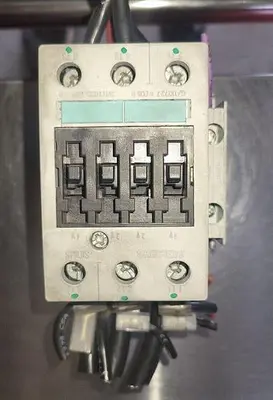 USED SIEMENS 3RT1034-1A