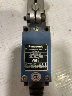 Panasonic AZ8104 VL Mini Roller Lever Limit Switch 250VAC 5A
