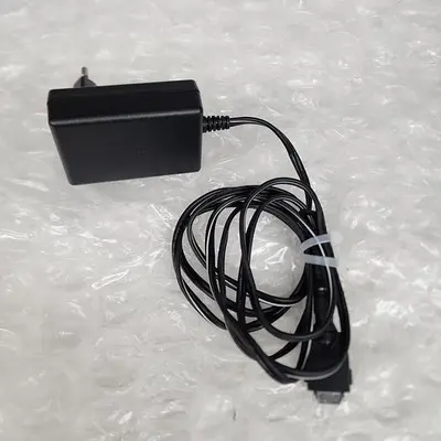 NEW DELTA ELECTRONICS ADP-10SB