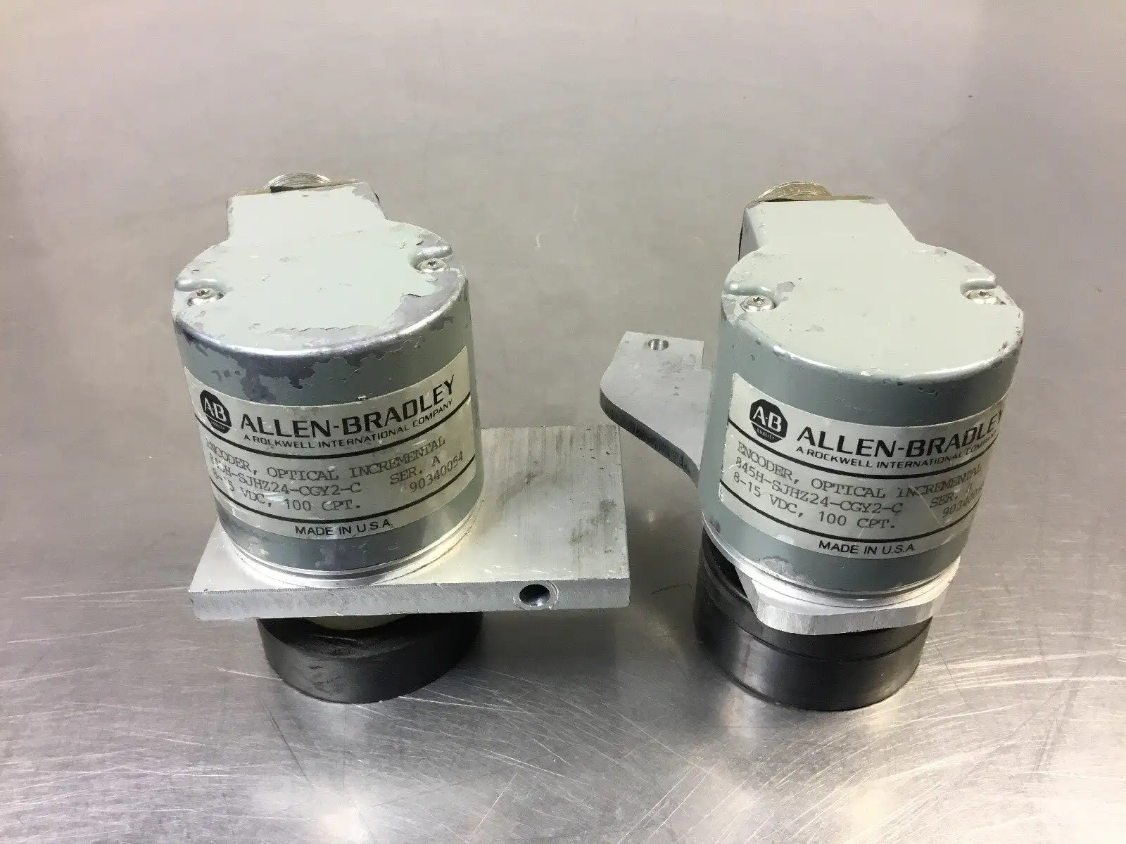 ALLEN BRADLEY 845H-SJHZ24-CGY2-C /A Optical Incremental Encoder Loc.1A