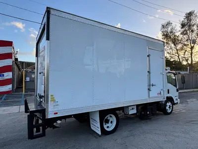 Used 2019 ISUZU NQR Reefer Trucks Florida US | Truck and Van Outlet #1509201