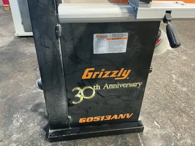 Used 2013 GRIZZLY G0513ANV Woodworking Vertical Band Saws Ohio US | HGR 24 #1286711