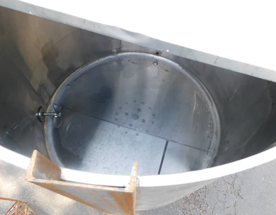 USED 1500 GALLON MIXING TANK 1500 GALLON