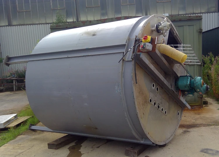 Used _UNKNOWN_ 10,000 LITRE Stainless Steel Tanks New Jersey US | Perry Equipment #121051
