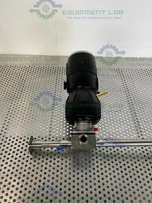 USED ITT PURE-FLO A208 DIAPHRAGM 4-WAY VALVES 90PSI W/ 3/4" AND 1" SANITARY FITTINGS
