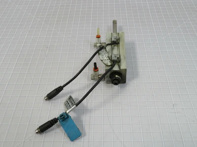 Used COMPACT _UNKNOWN_ Pneumatic Cylinders Texas US | OCO Industrial #1571753