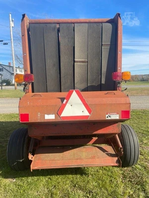 Used 1997 NEW HOLLAND 644 Square Balers Maine US | Beauregard Equipment #1561807