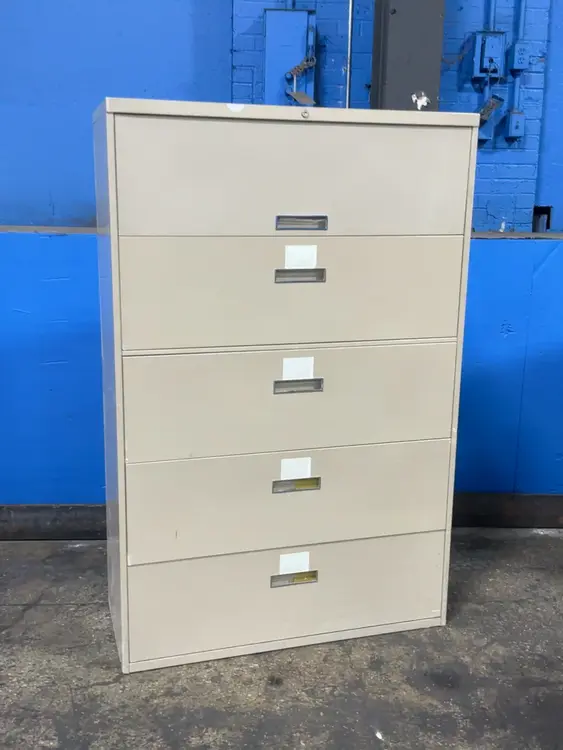 Used STEELCASE _UNKNOWN_ Cabinets Ohio US | HGR 24 #1083967