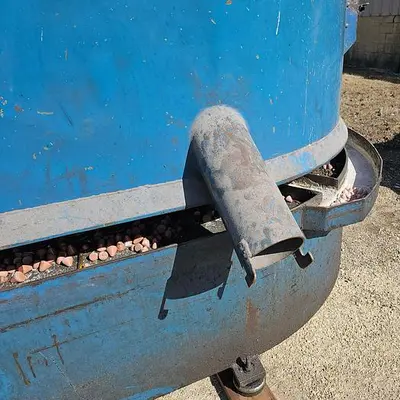 USED 1997 VL/RAMPE RT-32