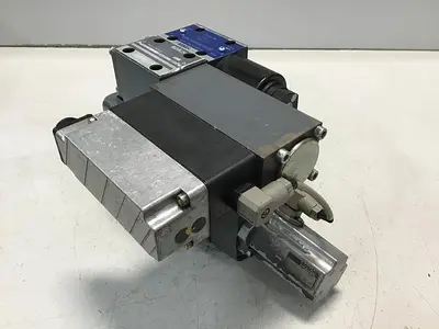 USED BOSCH 0 811 404 616