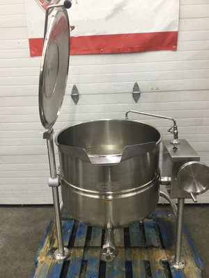 167-0262 Cleveland KDL40T 40-Gallon Manual Tilt Steam Kettle