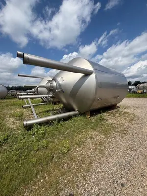 Used 2010 MUELLER 8,300 GALLON Stainless Steel Tanks New Jersey US | Perry Equipment #871224