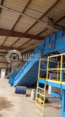 USED BCA ES2000 "BEAST" DUAL SHAFT SHREDDER WITH CONVEYORS
