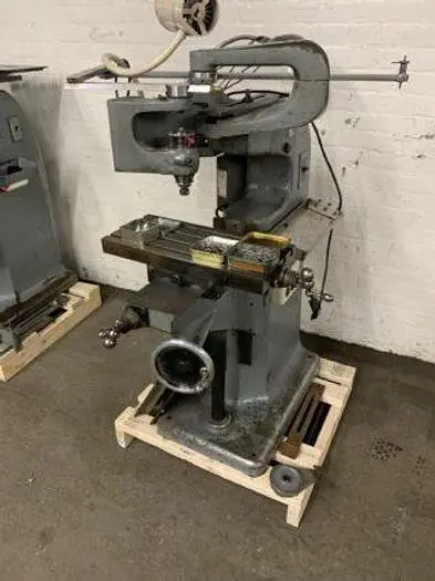 5948-330 Gorton 2-Dimensional Pantograph / Engraver Model P1-2, with Tooling