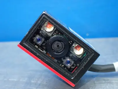 USED KEYENCE SR700