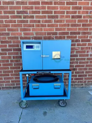 USED THUNDER SCIENTIFIC 2500 ST HUMIDITY GENERATOR 0 - 70ºC, RH 10% - 95%, 657 HRS