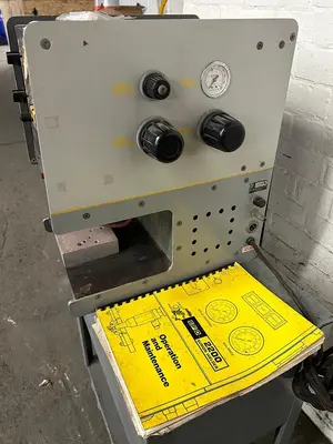 USED EFD 2200