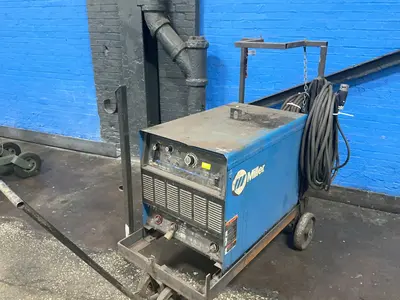 Used MILLER DIMENSION 452 Mig Welders Ohio US | HGR 24 #1460568