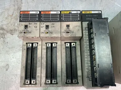 Used OMRON C200HWCOM02V1 Programmable Logic Controllers Ohio US | HGR 24 #1345362