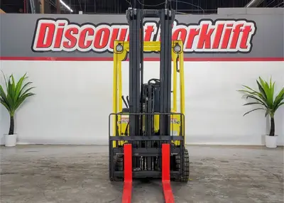 USED 2005 HYSTER J40XMT