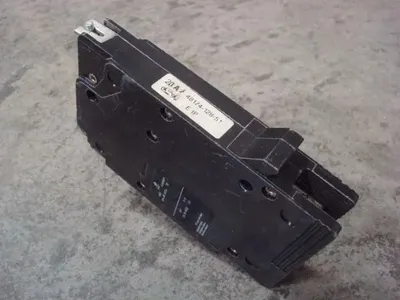 Square D EGB14020 Circuit Breaker 20 Amps 277VAC 1 Pole Used