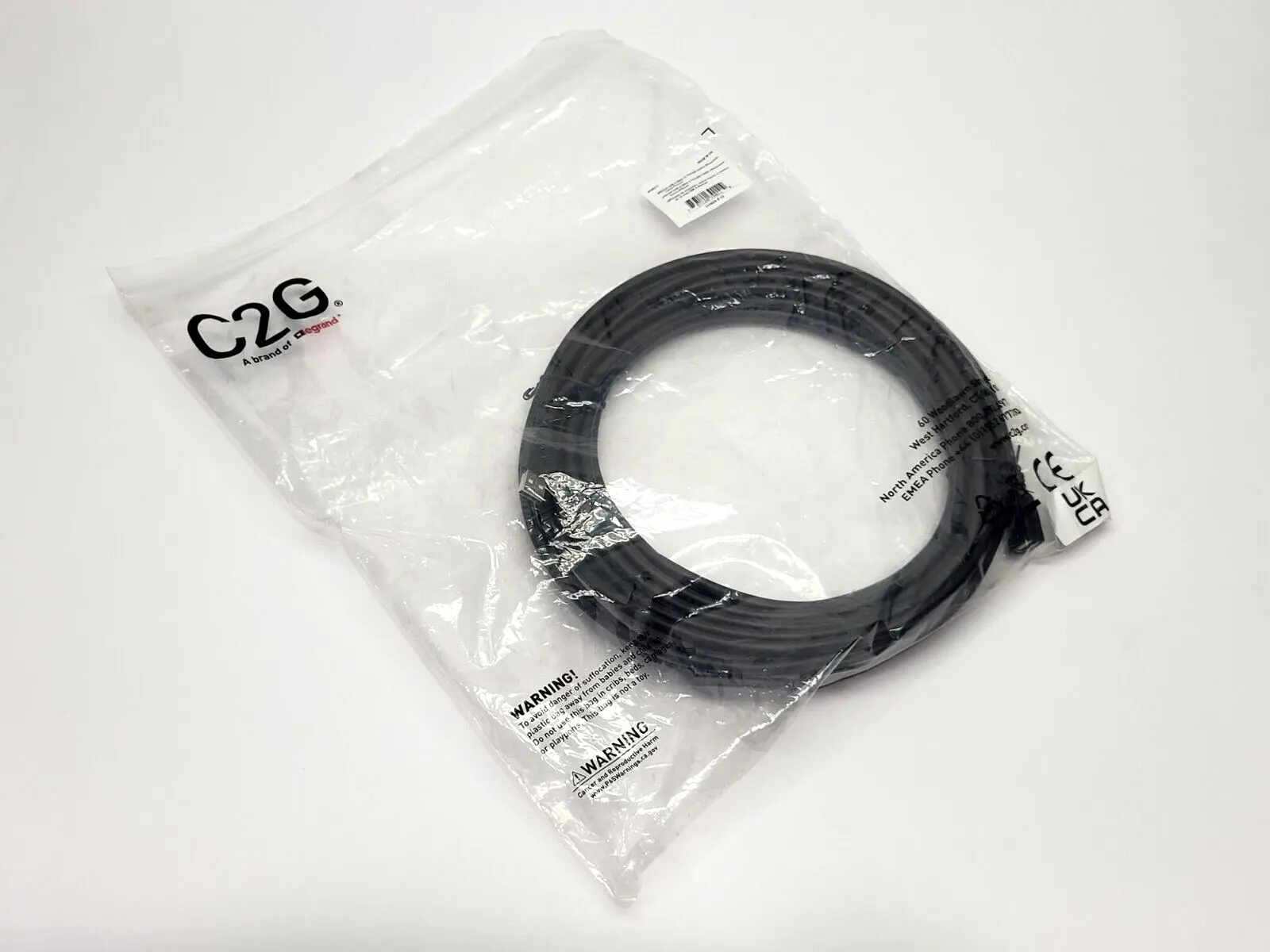 NEW C2G 39011
