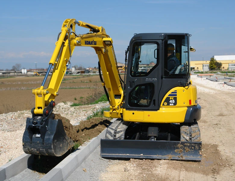 USED 2013 Komatsu PC45MR-3