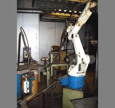 USED OTC WELDING ROBOT 350 TB