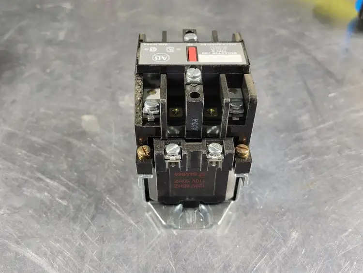 New | in-Stock ALLEN-BRADLEY 700-N200A1 Misc Electrical & Power Parts British Columbia CA | Lenmark #247219