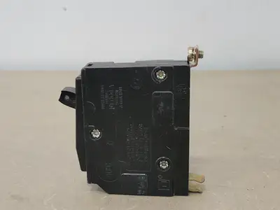 USED SQUARE D QOB115
